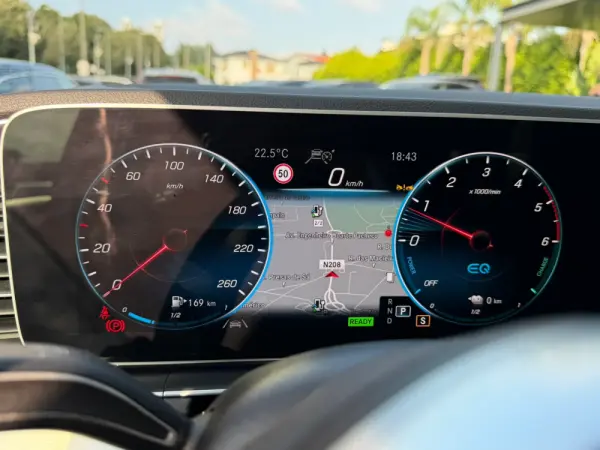 Mercedes-Benz GLE 350 de 4Matic 33