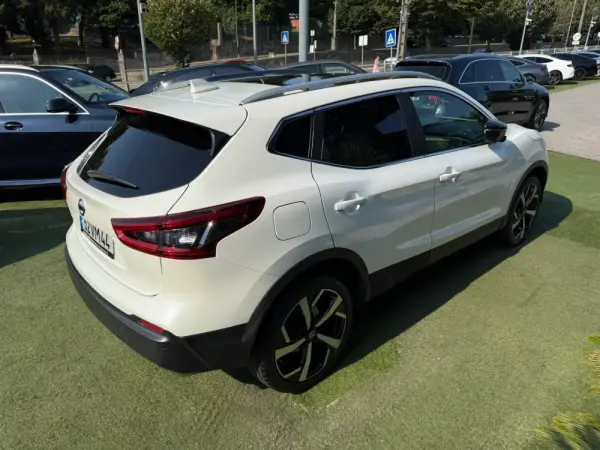Nissan Qashqai 1.6 dCi Tekna Premium Pele Preta Xtronic 11