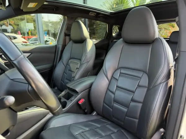Nissan Qashqai 1.6 dCi Tekna Premium Pele Preta Xtronic 16