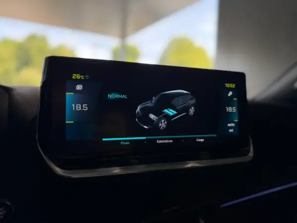 Peugeot e-2008 50 kWh GT 45