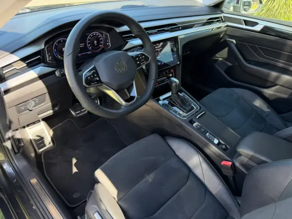 Volkswagen Arteon 2.0 TDI Elegance DSG 2