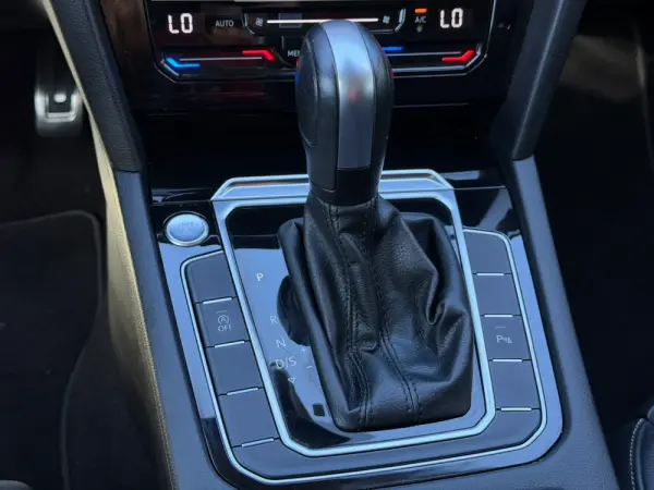 Volkswagen Arteon 2.0 TDI Elegance DSG 52
