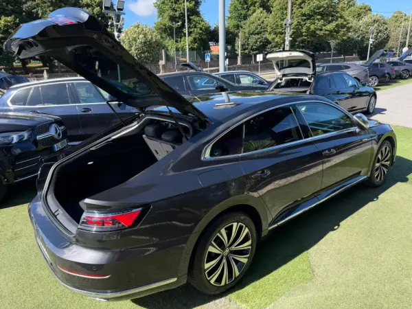 Volkswagen Arteon 2.0 TDI Elegance DSG 54