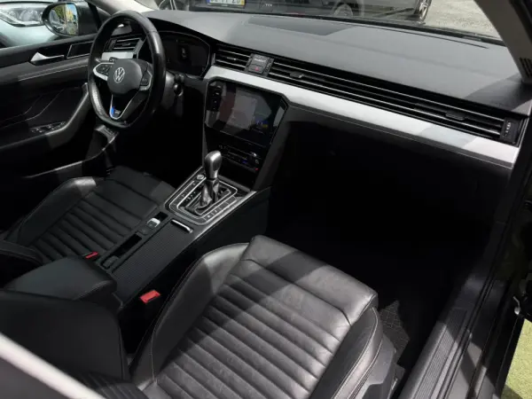 Volkswagen Passat 1.4 TSI GTE+ Plug-in 18