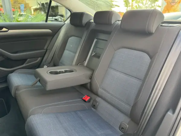 Volkswagen Passat 1.4 TSI GTE Plug-in 19