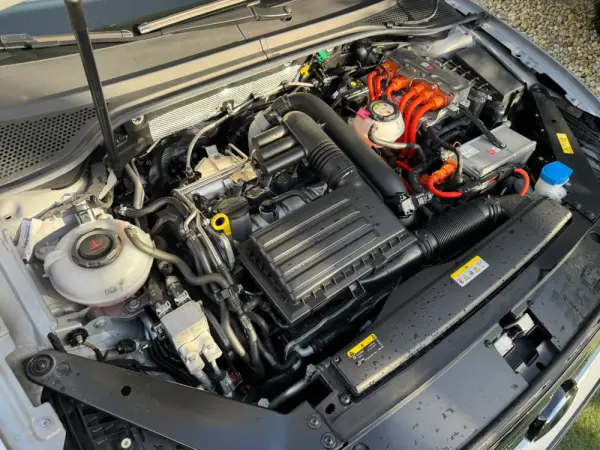 Volkswagen Passat 1.4 TSI GTE Plug-in 64