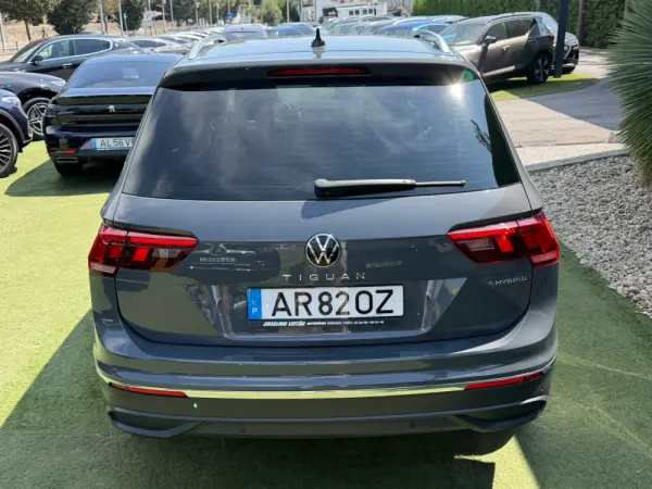 Volkswagen Tiguan 1.4 TSI eHybrid Life DSG 11