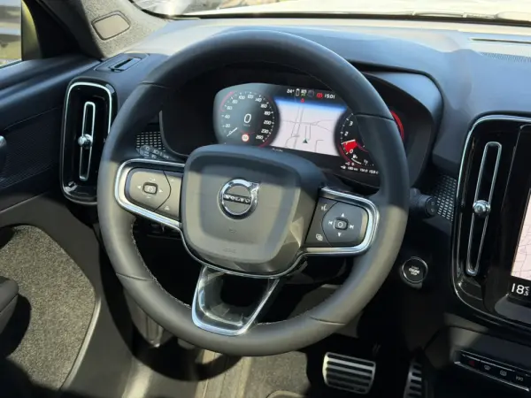Volvo XC 40 1.5 T4 PHEV R-Design 29