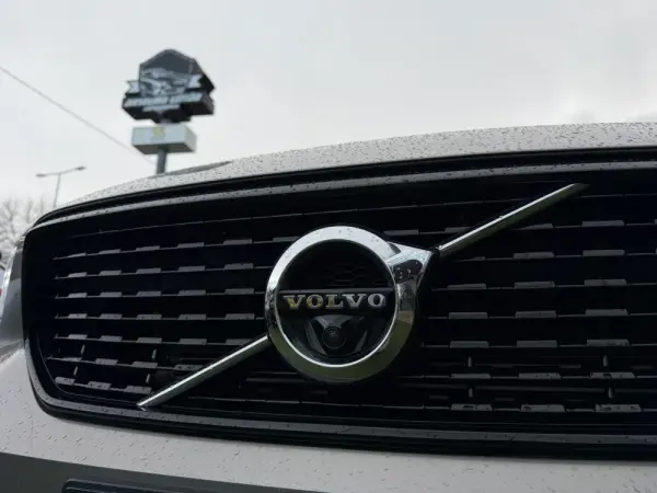 Volvo XC 40 1.5 T5 PHEV R-Design 6
