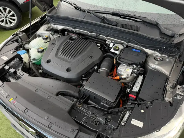 Volvo XC 40 1.5 T5 PHEV R-Design 58
