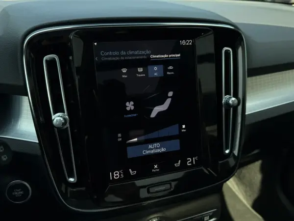 Volvo XC 40 1.5 T4 PHEV Inscription 40