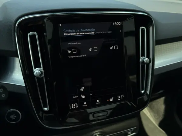 Volvo XC 40 1.5 T4 PHEV Inscription 42