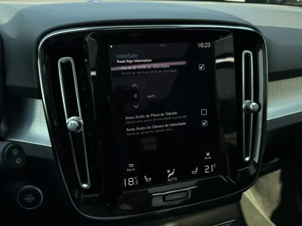 Volvo XC 40 1.5 T4 PHEV Inscription 46