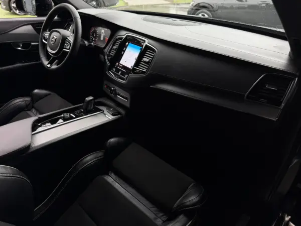 Volvo XC 90 2.0 T8 PHEV Plus Dark AWD 22