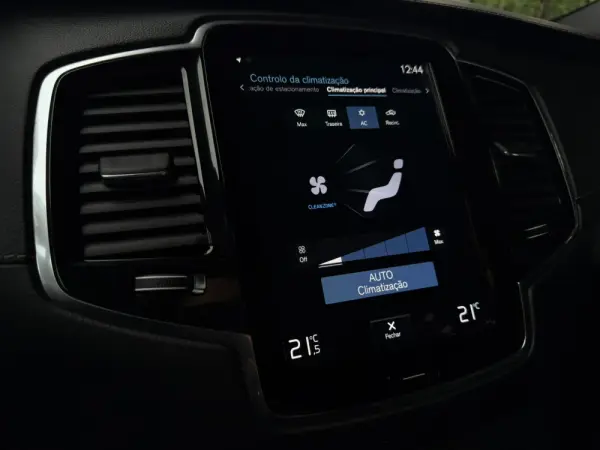 Volvo XC 90 2.0 T8 PHEV Plus Dark AWD 52