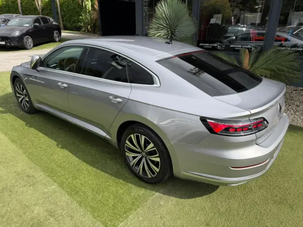 Volkswagen Arteon 2.0 TDI Elegance DSG 4