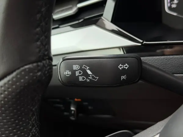 Volkswagen Arteon 2.0 TDI Elegance DSG 18