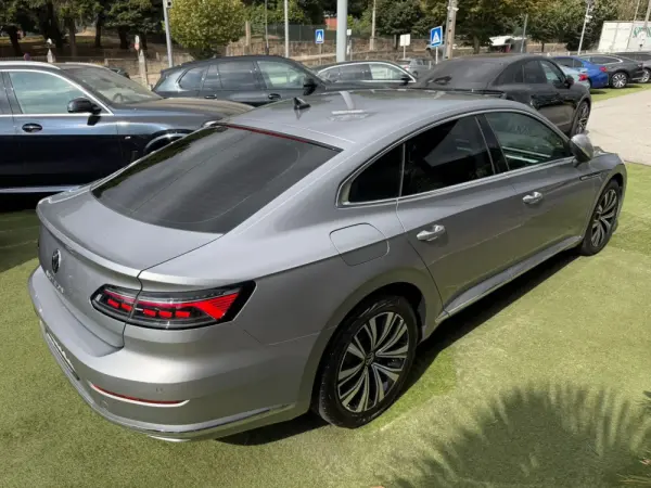 Volkswagen Arteon 2.0 TDI Elegance DSG 56