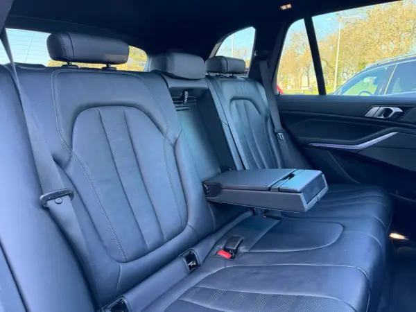 BMW X5 45 e xDrive Pack M 26