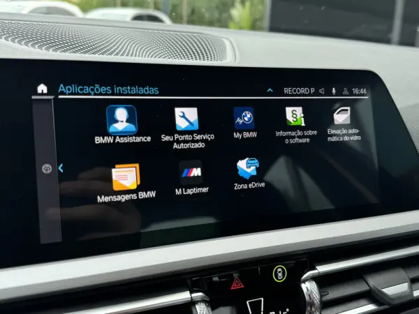 BMW 330 e Corporate Edition Auto 36