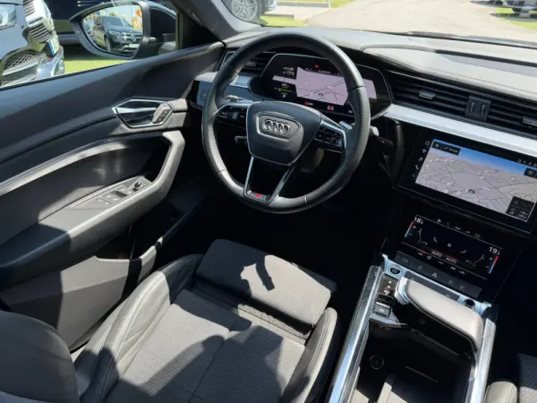 Audi e-tron Sportback 55 quattro S line 25