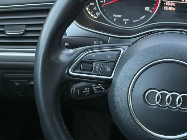 Audi A6 Avant 2.0 TDi Advance S tronic 33