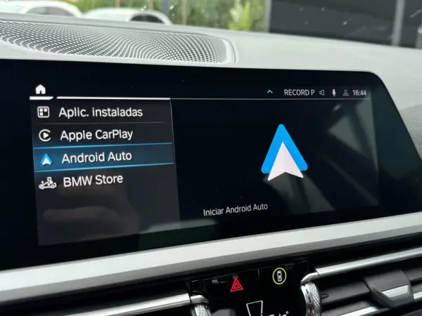 BMW 330 e Corporate Edition Auto 38