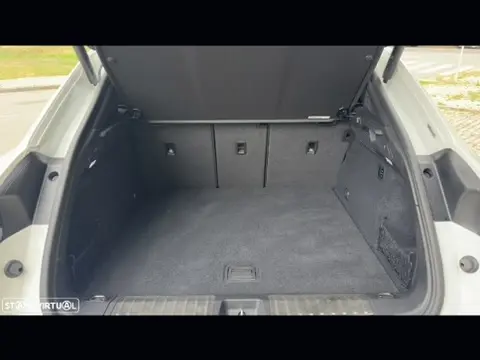 Porsche Macan Electric 4 19