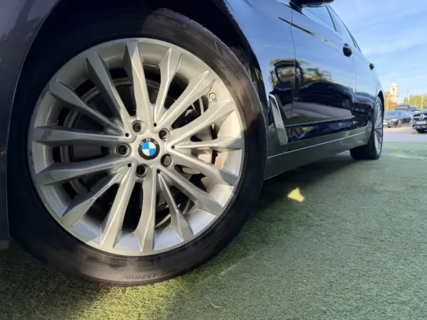 BMW 520 d Line Luxury Auto 4