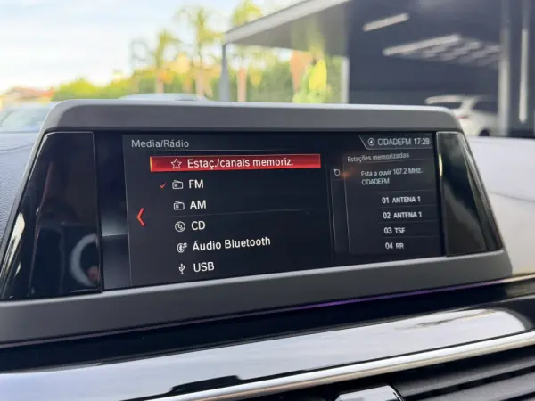 BMW 520 d Line Luxury Auto 36