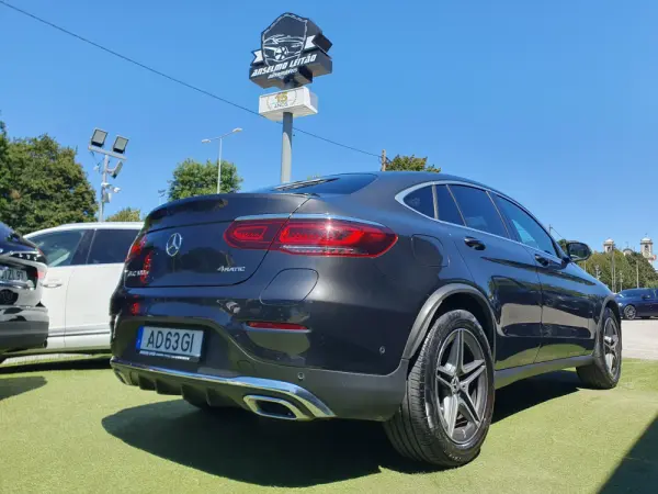 Mercedes-Benz GLC 300 e Coupé 4Matic 1