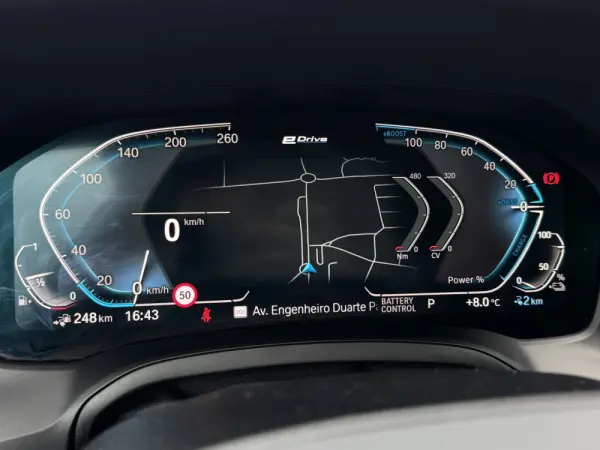 BMW 330 e Corporate Edition Auto 27