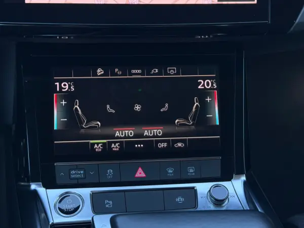 Audi e-tron Sportback 55 quattro S line 58