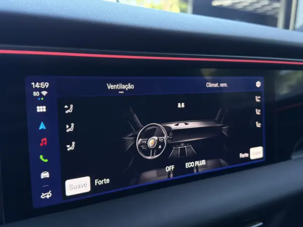 Porsche Macan Electric 4 77