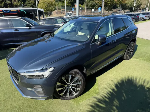Volvo XC 60 2.0 B4 Plus Bright 6
