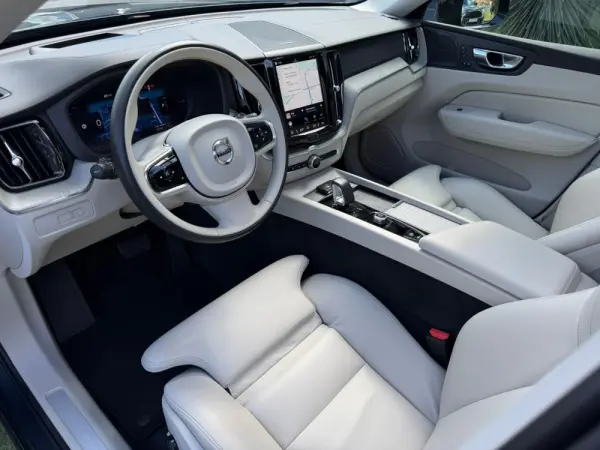 Volvo XC 60 2.0 T6 PHEV Ultimate Dark AWD 4