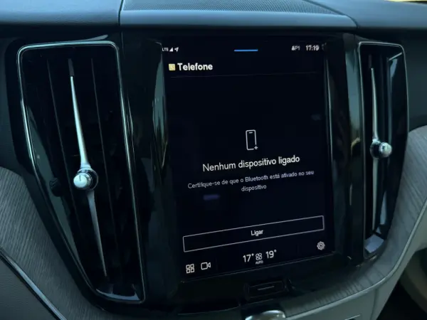 Volvo XC 60 2.0 B4 Plus Bright 39