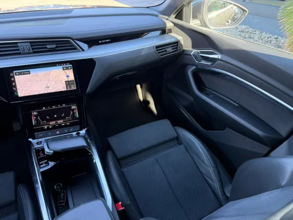 Audi e-tron Sportback 55 quattro S line 25