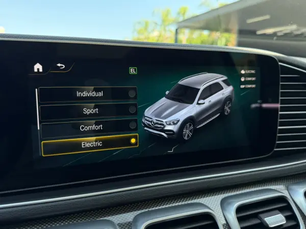 Mercedes-Benz GLE 350 de 4Matic 76