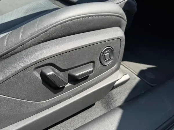 Audi e-tron Sportback 55 quattro S line 21