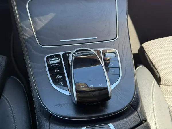 Mercedes-Benz E 220 d Avantgarde 67