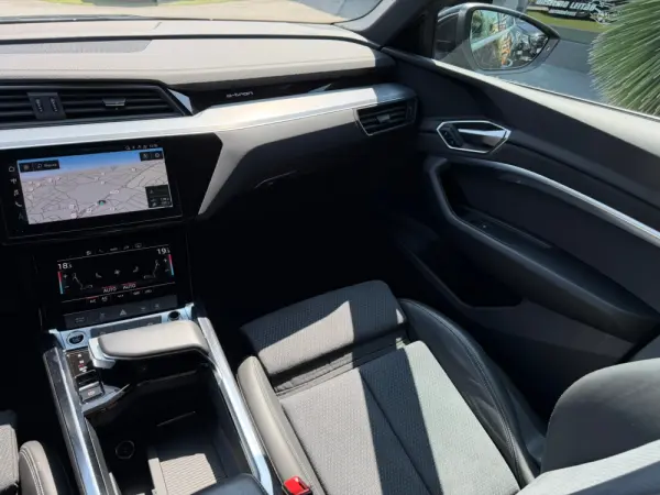 Audi e-tron Sportback 55 quattro S line 26