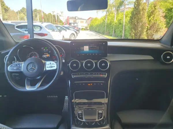 Mercedes-Benz GLC 300 e Coupé 4Matic 20