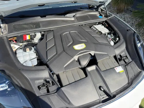 Porsche Cayenne Coupé E-Hybrid Tiptronic S 74