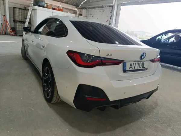 BMW i4 eDrive40 Pack Desportivo M 4