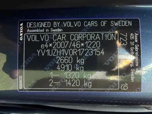 Volvo XC 60 2.0 T6 PHEV Ultimate Dark AWD 70