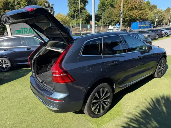 Volvo XC 60 2.0 B4 Plus Bright 52