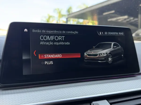 BMW 520 d Pack M Auto 71