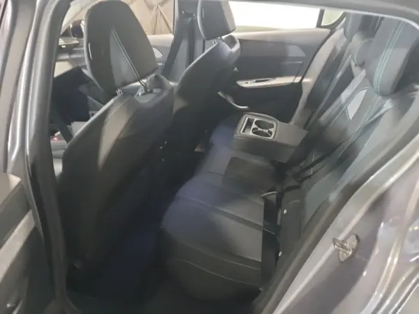 Peugeot 308 1.5 BlueHDi Allure EAT8 7