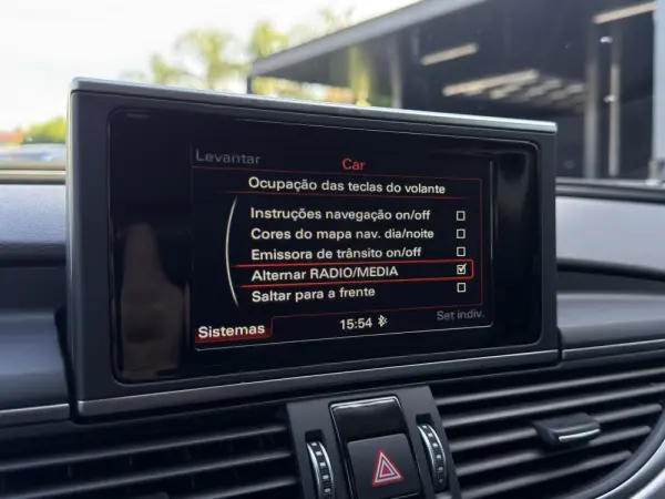 Audi A6 Avant 2.0 TDi Advance S tronic 43